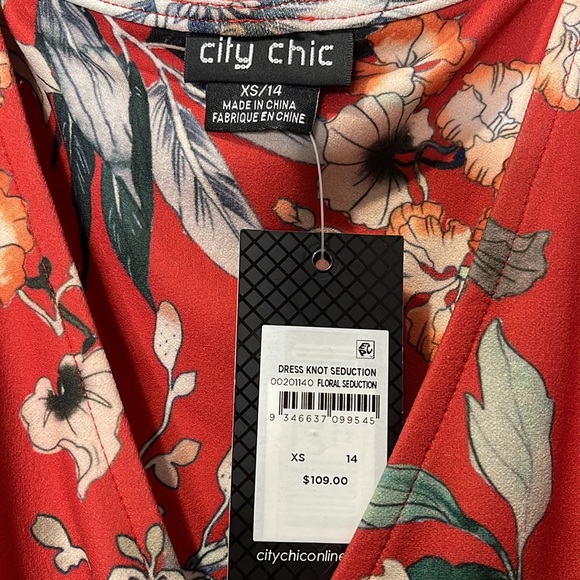 City Chic floral seduction knot dress - Picture 5 of 7